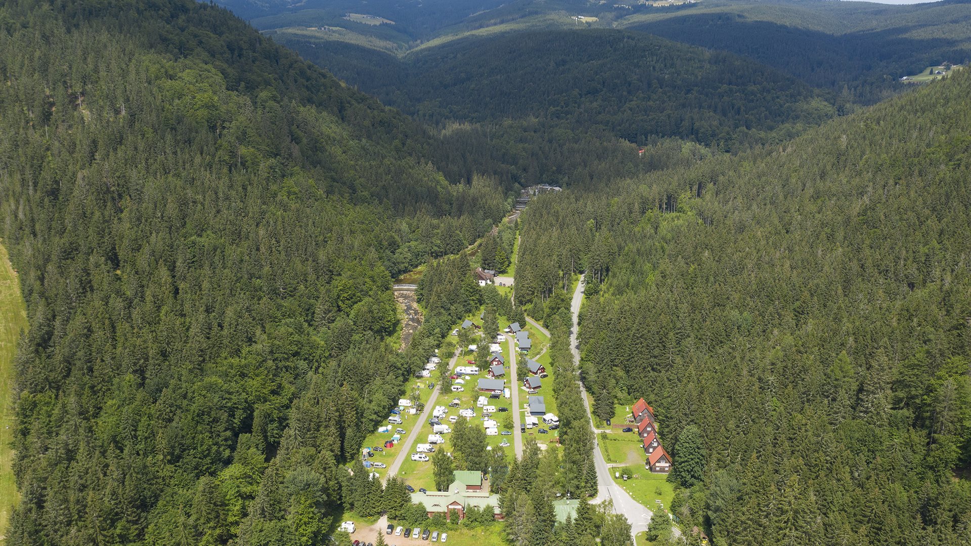 Base Camp Medvědín Kamperen in het Reuzengebergte