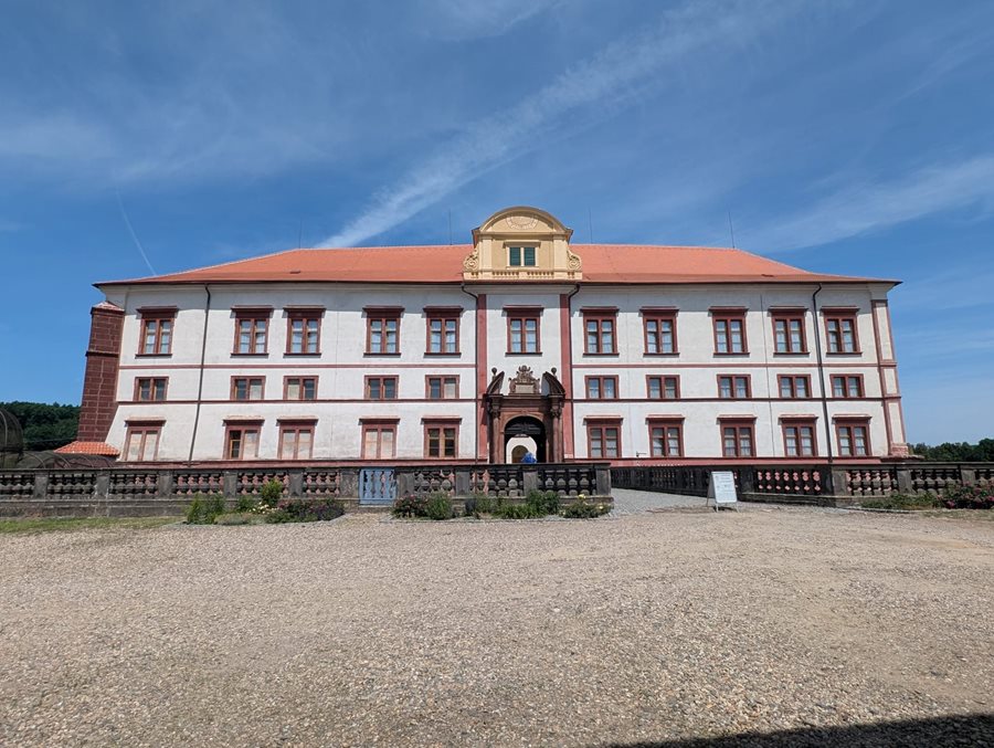 Toegang kasteel Zakupy Noord-Bohemen