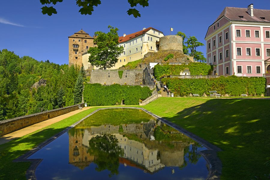 kasteel in west-bohemen vlakbij karlovy vary