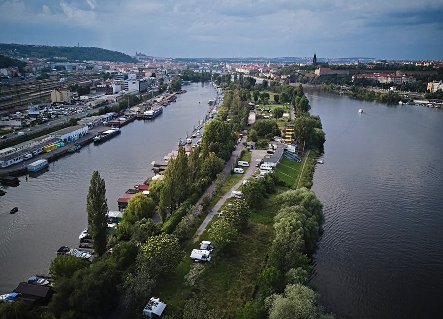 Kamperen in Praag bij de camping Praguecamp in het centrum