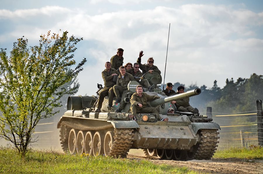 Een unieke ervaring een tank rijden in Tsjechië