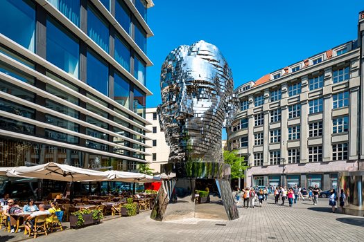 Het draaiende hoofd van Kafka