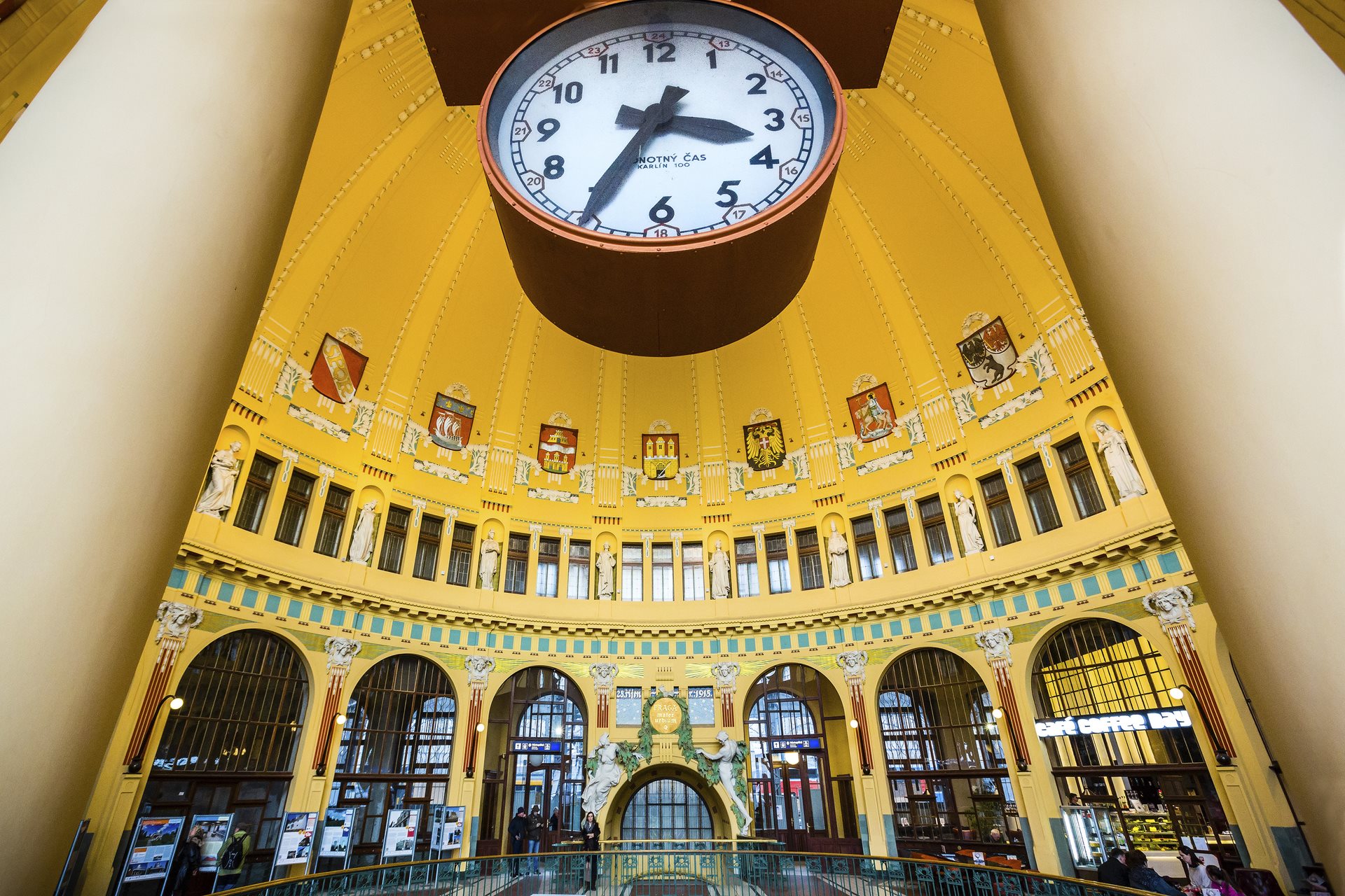 Fanta-Gebäude am Prager Hbf ©Prague City Tourism