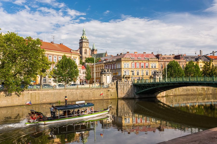 Hradec Kralove in Oost-Bohemen en de Elbe