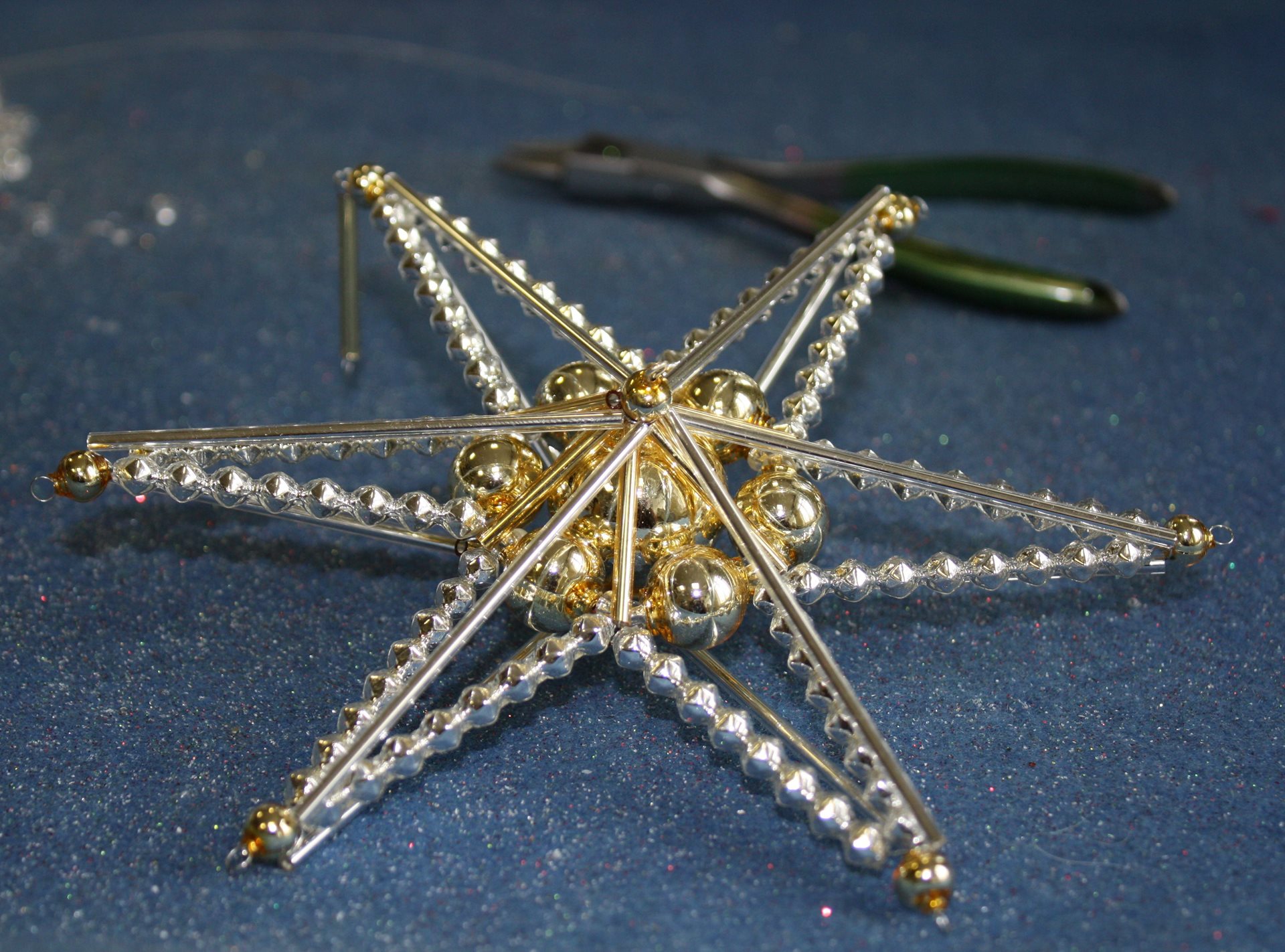 ガラスビーズのクリスマスオーナメント | VisitCzechia