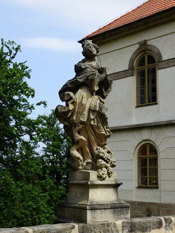Valdstejn kasteel beelden