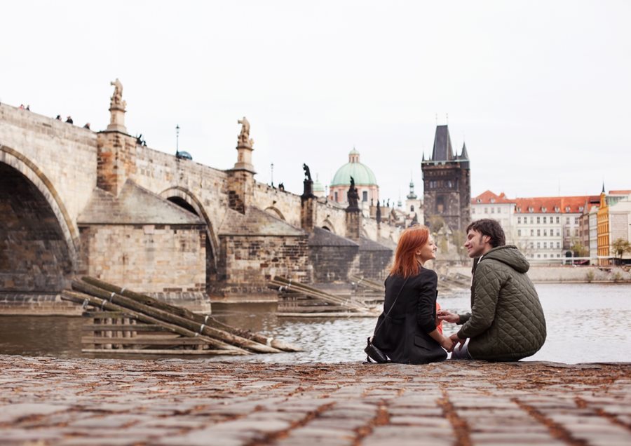 De Karelsbrug in Praag, een romantische plek