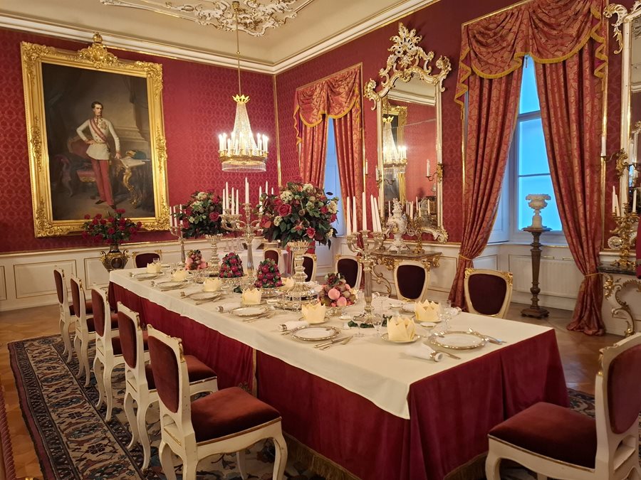 Aartsbisschoppelijk paleis in Olomouc