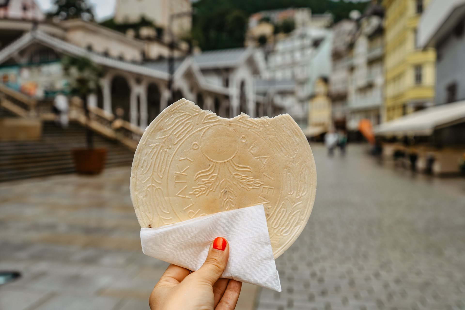 Een must-do in Karlovy Vary is de spawafel proeven Spawafels eten in Karlovy Vary