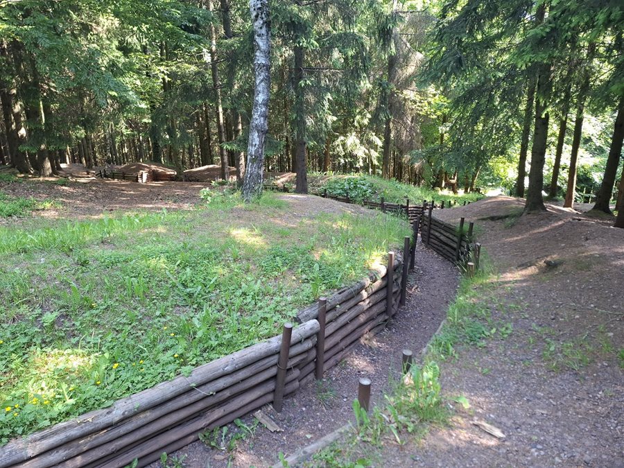 Verdedigingswerken bij Stachelberg
