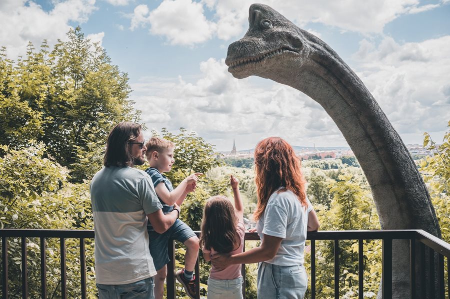 Plzen Zoo en DinoPark in Pilsen