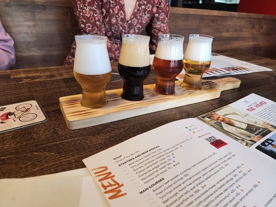 Bierproeverij bij Falkstejn in Krásná Lípa