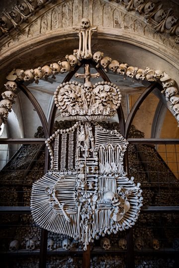 Het wapenschild van de familie Schwarzenberg ©Aleš Otava Photography Bottenkerk Kutna Hora Tsjecië