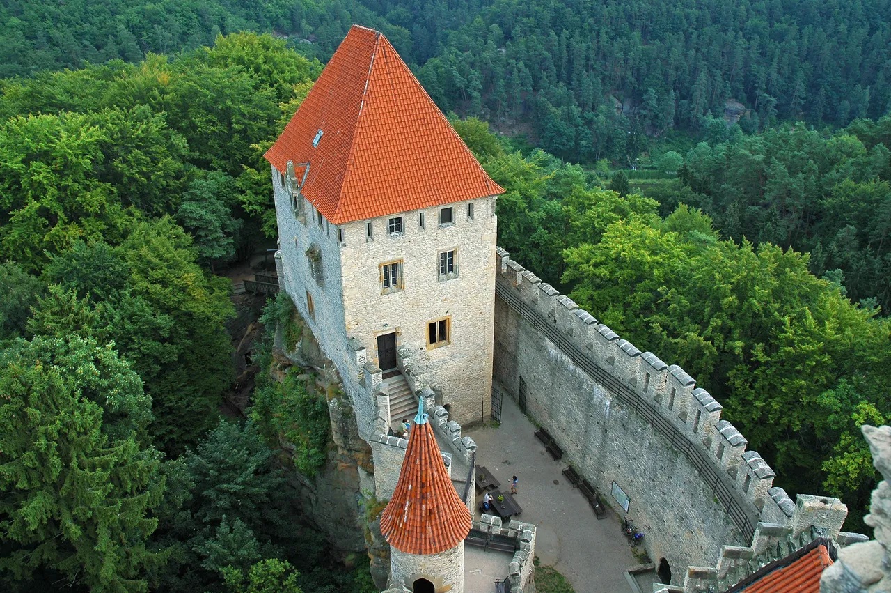 Kasteel Kokorin in Centraal-Bohemen