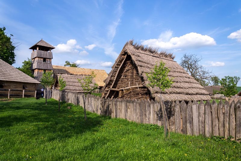 Archeoskanzen Modrá, josefkubes_shutterstock Archeoskanzen Modrá, josefkubes_shutterstock