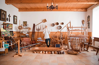 Museum Holasovice over platteland