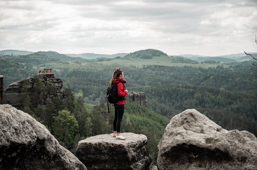 Uitzicht vanaf Vilemínina stěna in Jetřichovice in Boheems Zwitserland ©Eliska Hudcova Uitzicht Boheems Zwitserland