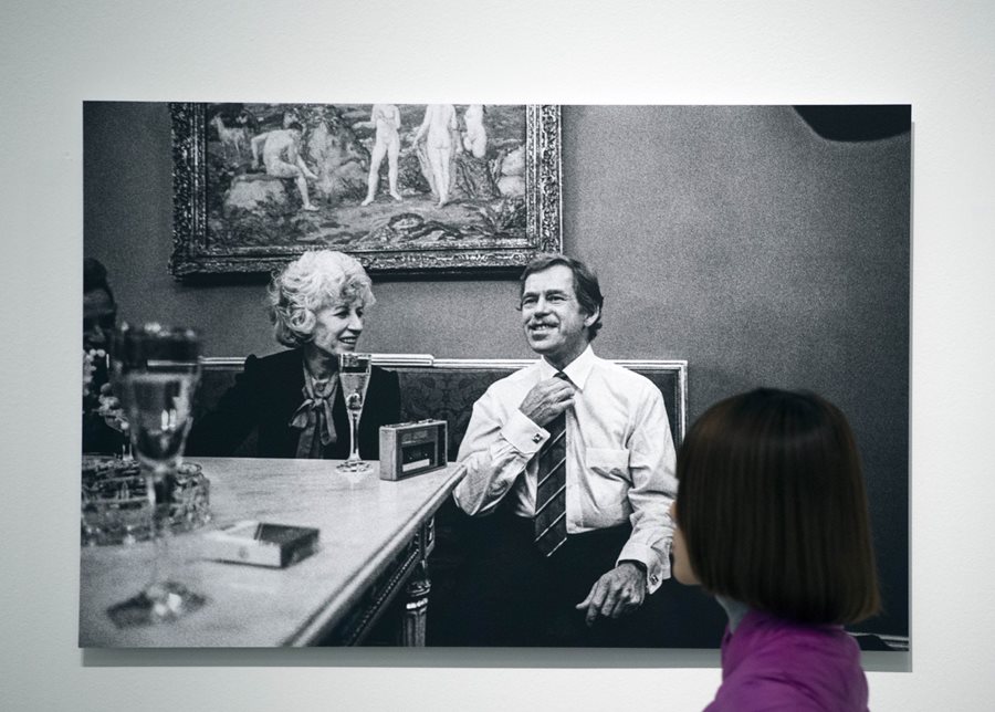 DOX-picture-Vaclav-Havel-and-his-wife-Olga-author-Tomki-Nemec-credit-Profimedia DOX-picture-Vaclav-Havel-and-his-wife-Olga-author-Tomki-Nemec-credit-Profimedia