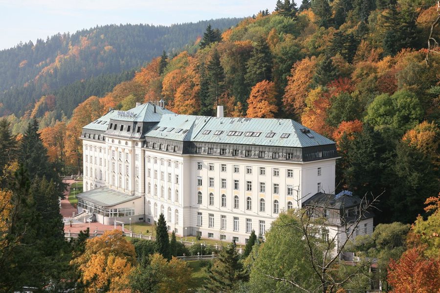 Het bekendste spahotel van Jáchymov ©LLJ a.s. Jáchymov in West-Bohemen
