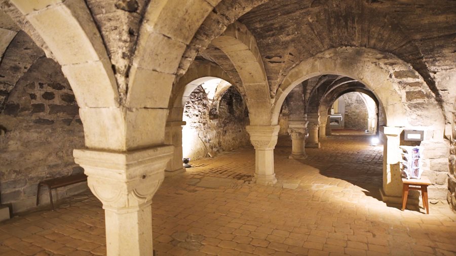 kelders van Znojmo klooster