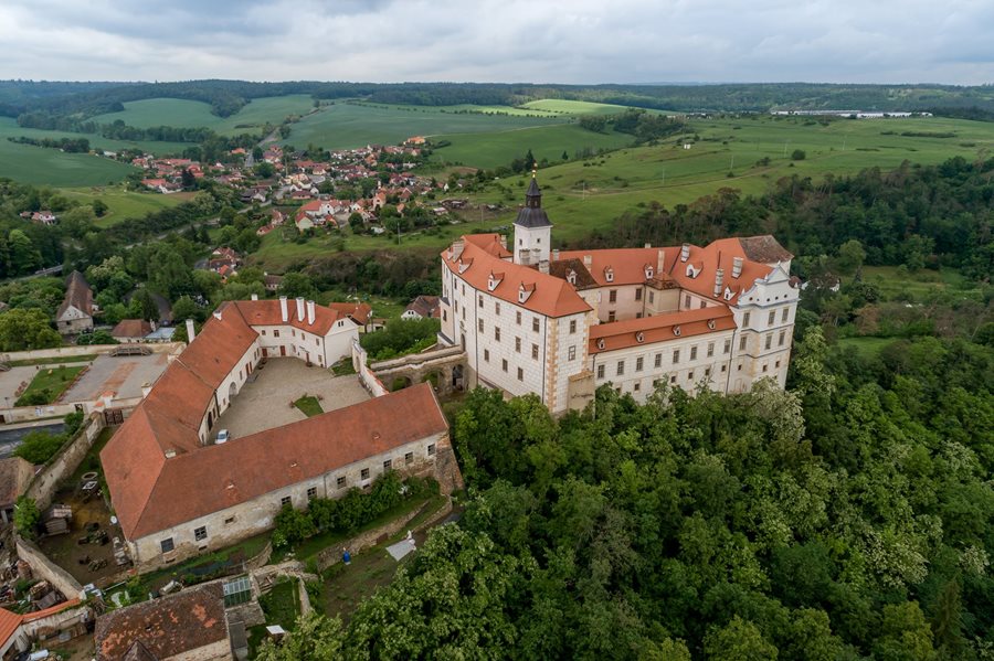 Old Castle Jevišovice ©Archive Znojmoregion.cz Old Castle Jevišovice in Znojmo regio