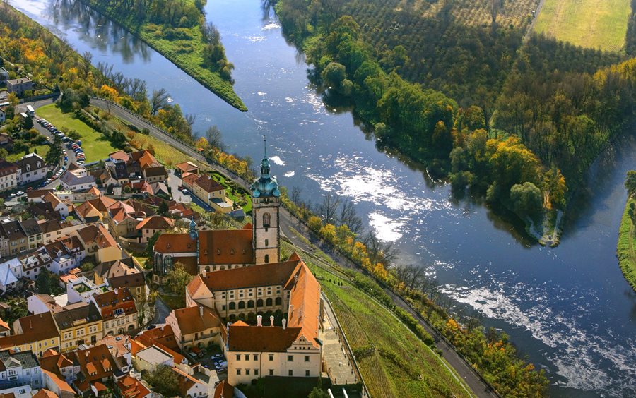 Melnik aan de Elbe en Moldau rivier